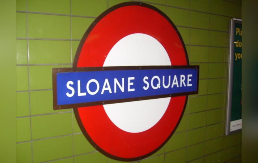 A London Underground sign saying 'Sloane Square'